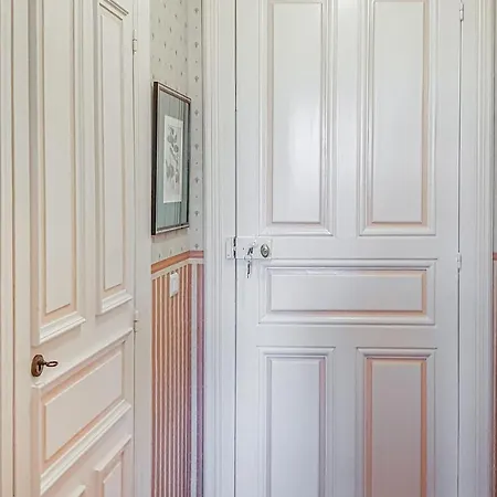 1 Bedroom Stunning In Appartement Ocquerre