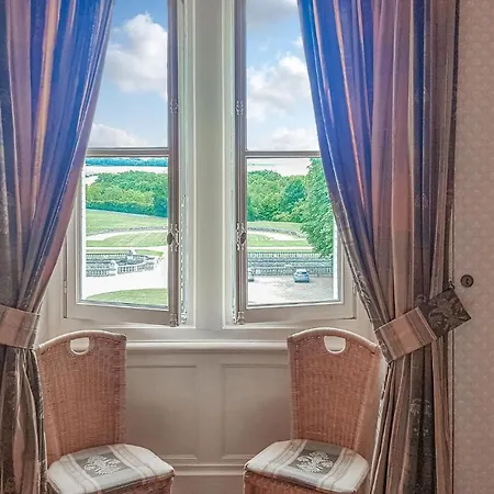 1 Bedroom Stunning In * Ocquerre