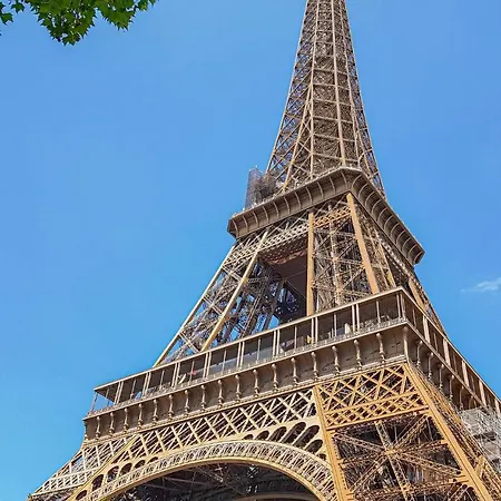 Appartement 1 Bedroom Stunning In *